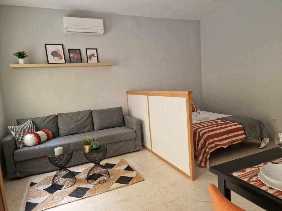 Isg Apartments Estudio En La Alameda Sevilla Buitenkant foto